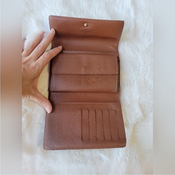 💎Louis Vuitton Monogram trifold wallet - Picture 7 of 11